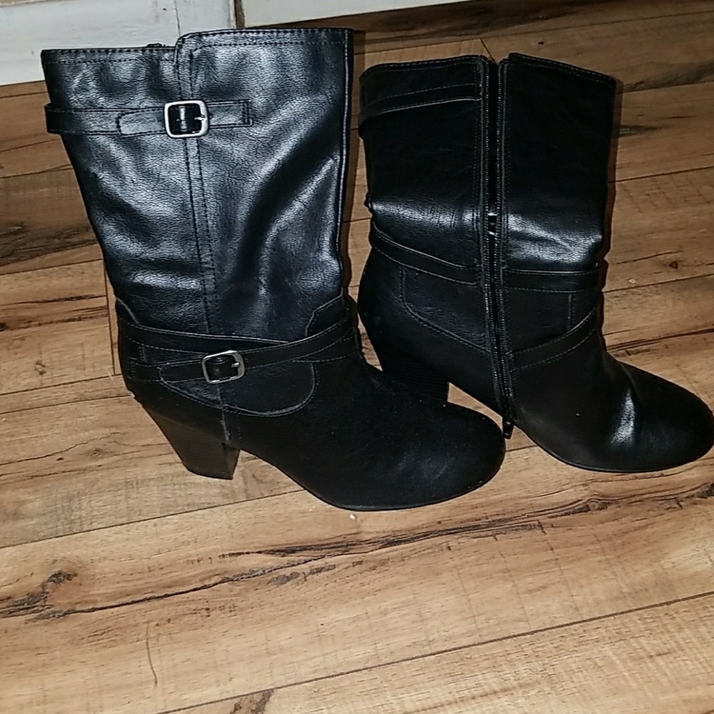 Women heeled boots